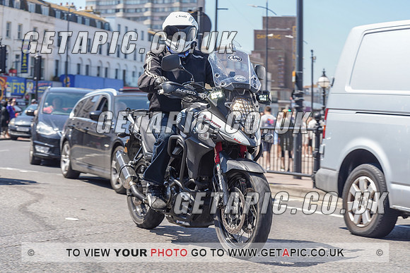 RS2105_9956