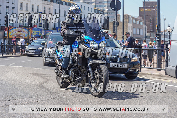RS2105_9957
