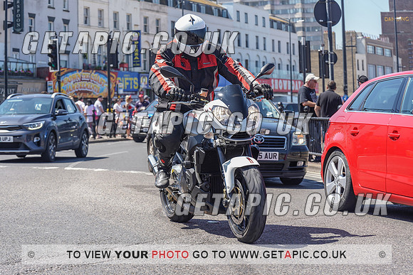 RS2105_9982