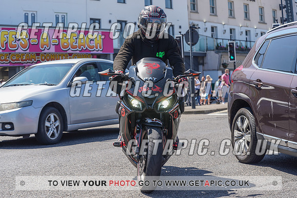 RS2105_9984
