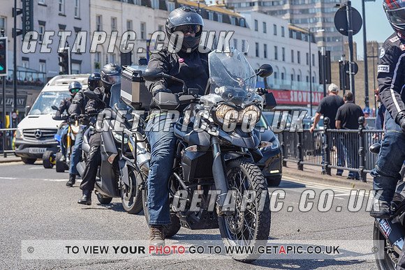 RS2105_10033