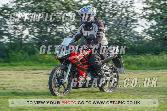 RS2105_6356
