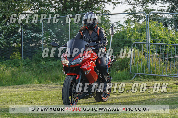 RS2105_6352