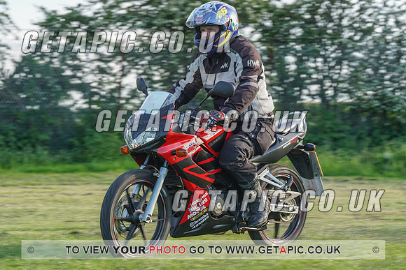RS2105_6357