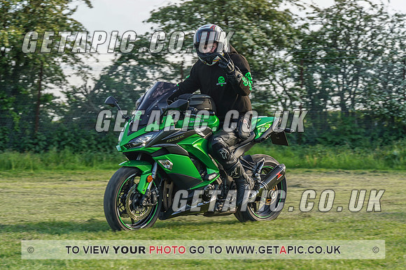 RS2105_6361