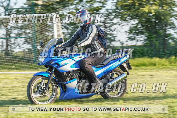 RS2105_6367
