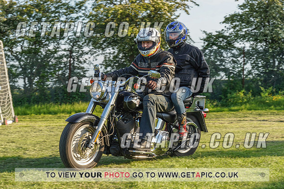 RS2105_6371