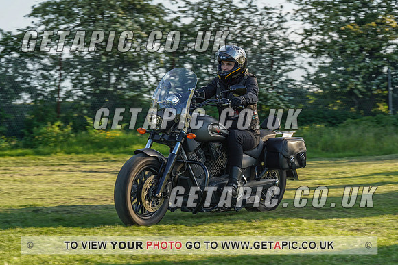 RS2105_6382