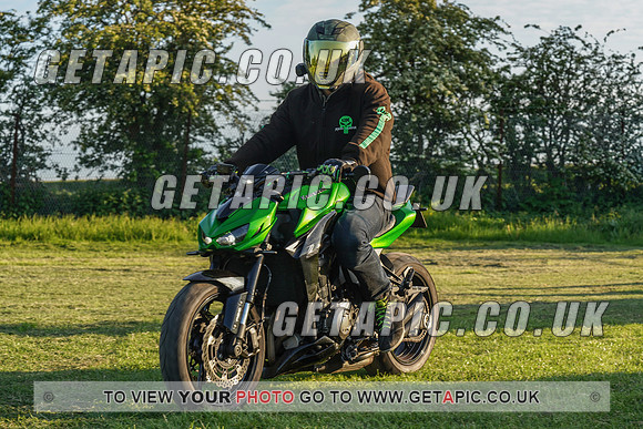RS2105_6395