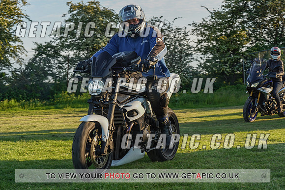 RS2105_6397