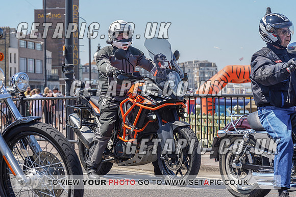 RS2105_10203