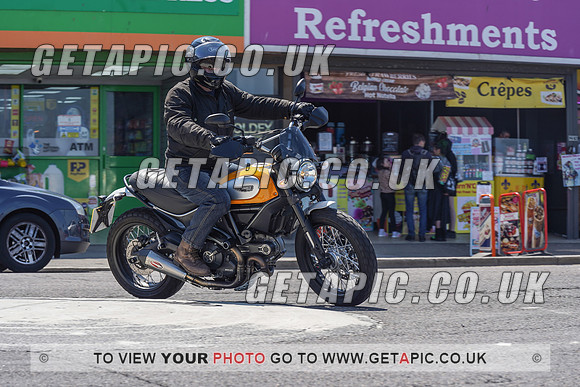 RS2105_10218