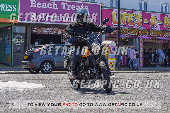 RS2105_10219