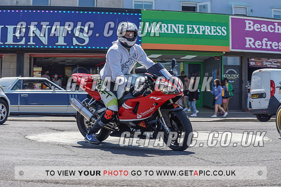 RS2105_10241