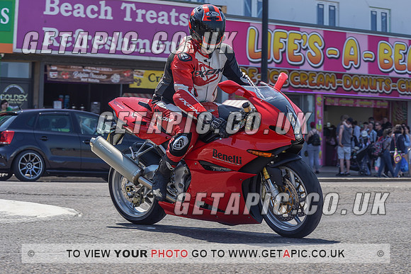 RS2105_10244
