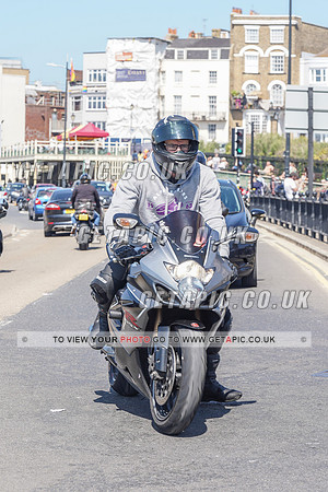 RS2105_10939