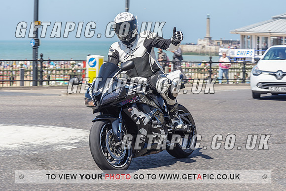 RS2105_10803