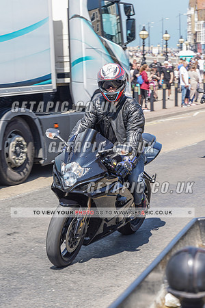 RS2105_10806