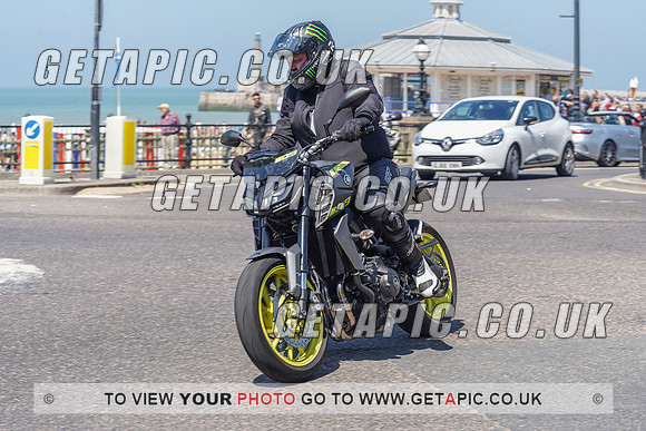 RS2105_10802