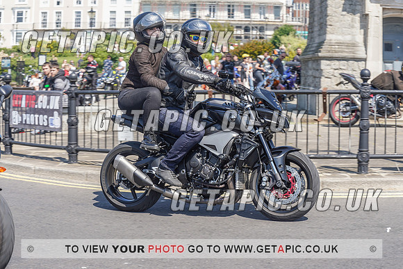 RS2105_10950