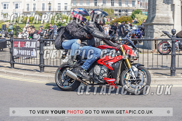 RS2105_10947