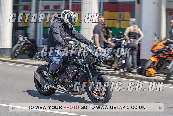 RS2105_10819