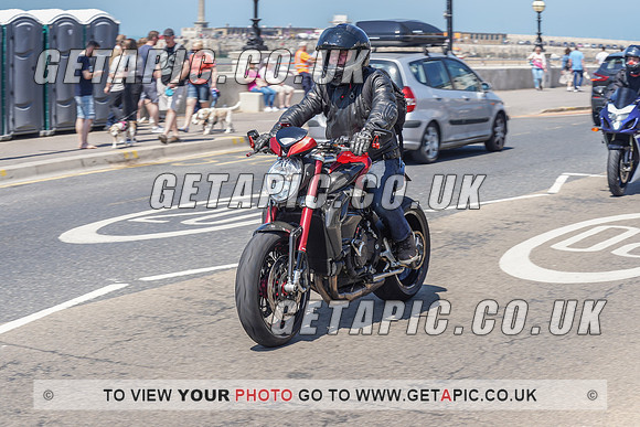 RS2105_10798