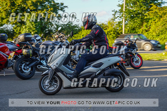 RS2206_5472