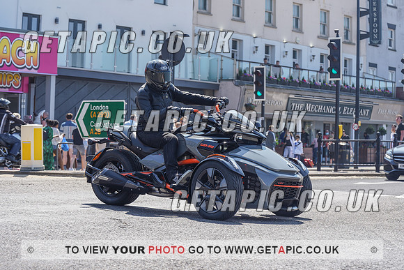 RS2105_10926