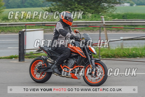 RS2106_1038