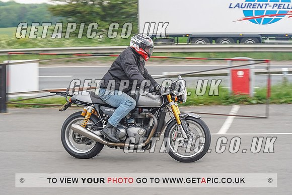 RS2106_1049