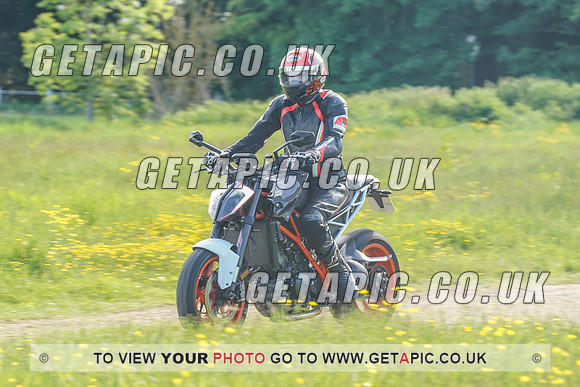 RS2106_1192