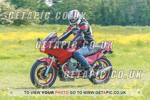 RS2106_1203