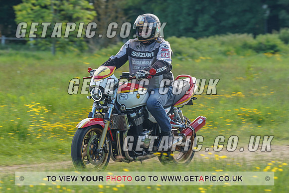 RS2106_1223