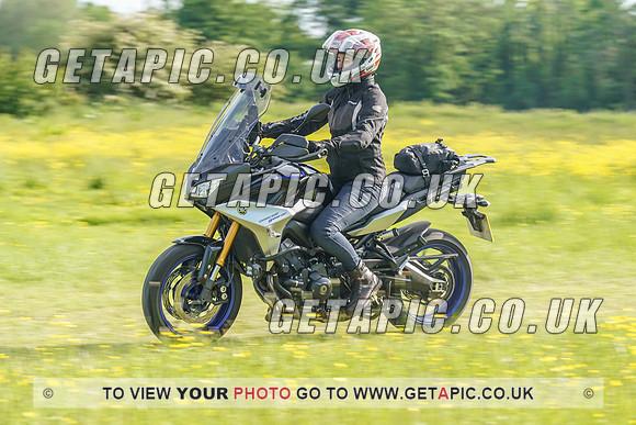 RS2106_1229