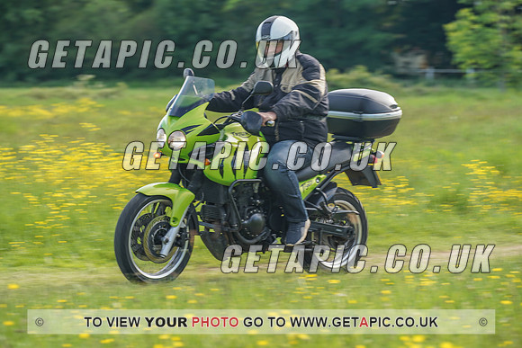 RS2106_1243