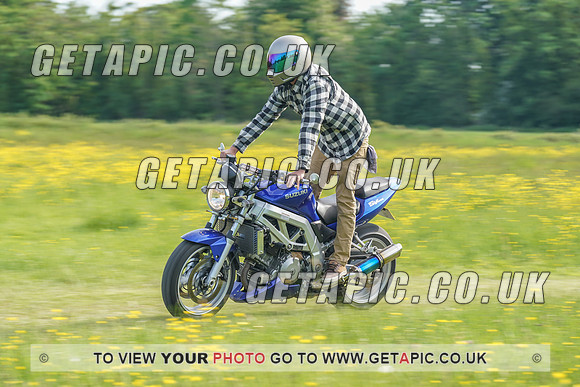 RS2106_1241