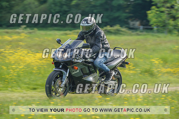 RS2106_1247