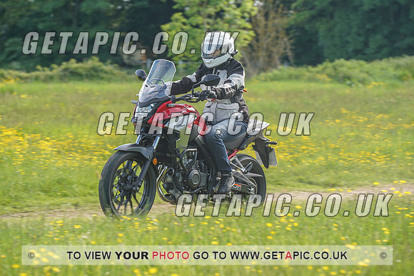 RS2106_1258