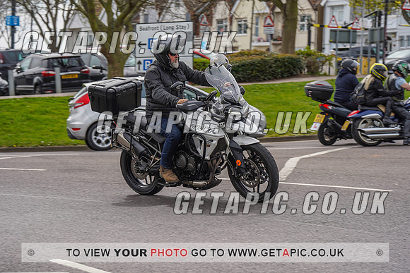 RS2204_9042