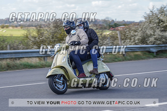 RS2204_1021