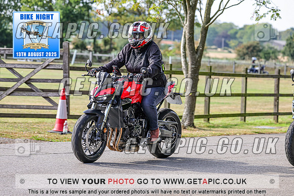 PR2508-07451_LOGO_ON_PHOTO