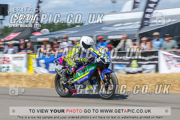 GP2508-3926_LOGO_ON_PHOTO