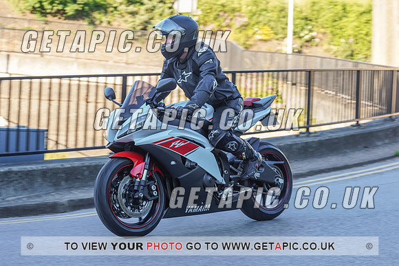 RS2106_1655