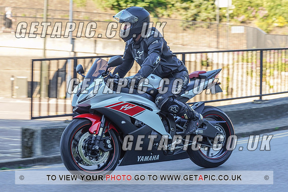 RS2106_1657