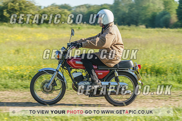 RS2106_1700