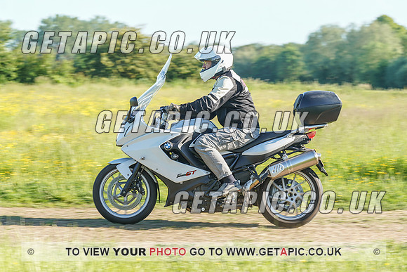 RS2106_1724