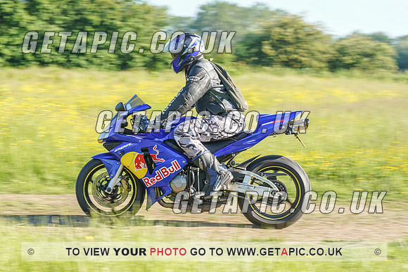 RS2106_1733
