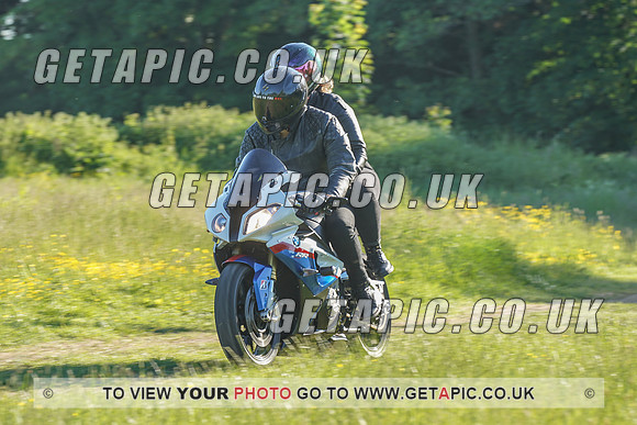 RS2106_1742