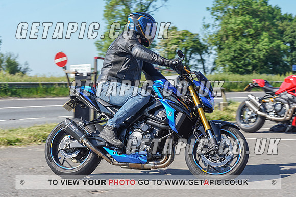 RS2106_2502